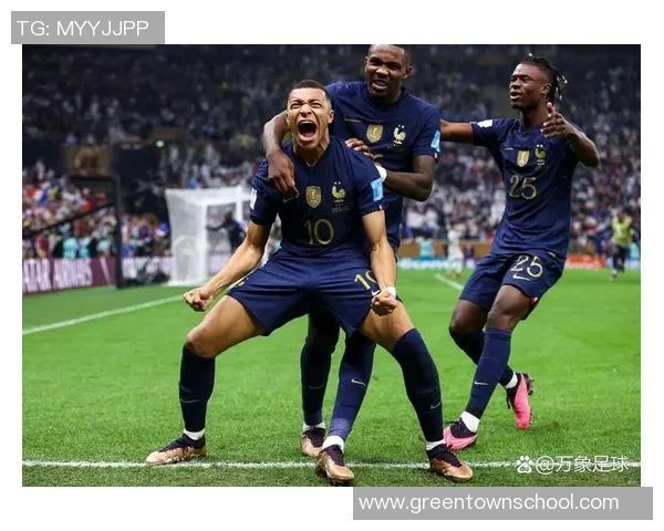 哪个足球明星在场上最够意思让人感动的瞬间盘点